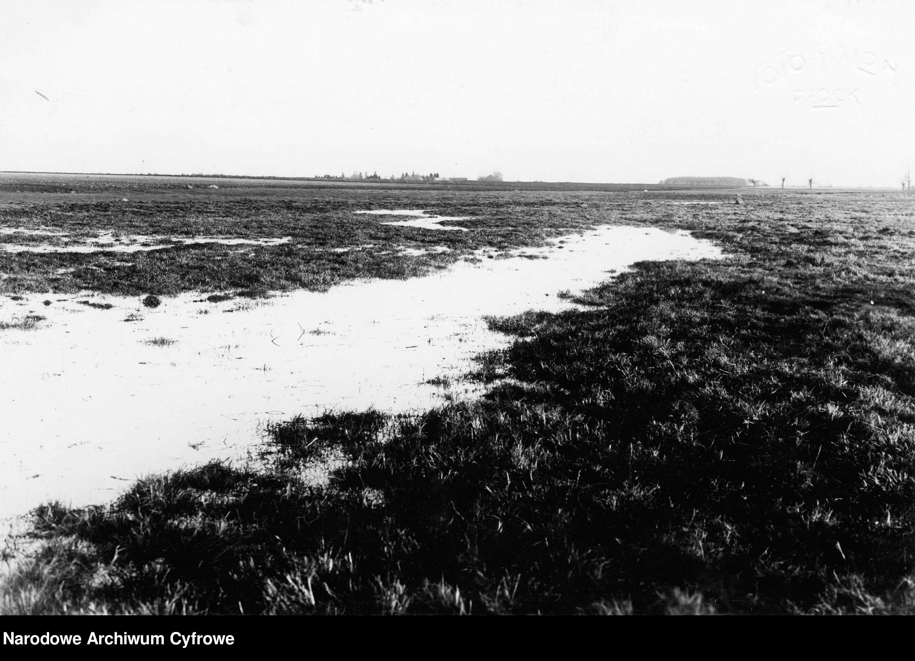 widok rzeki Sierpienicy pod wsi Goocin po wykonaniu regulacji 1932a